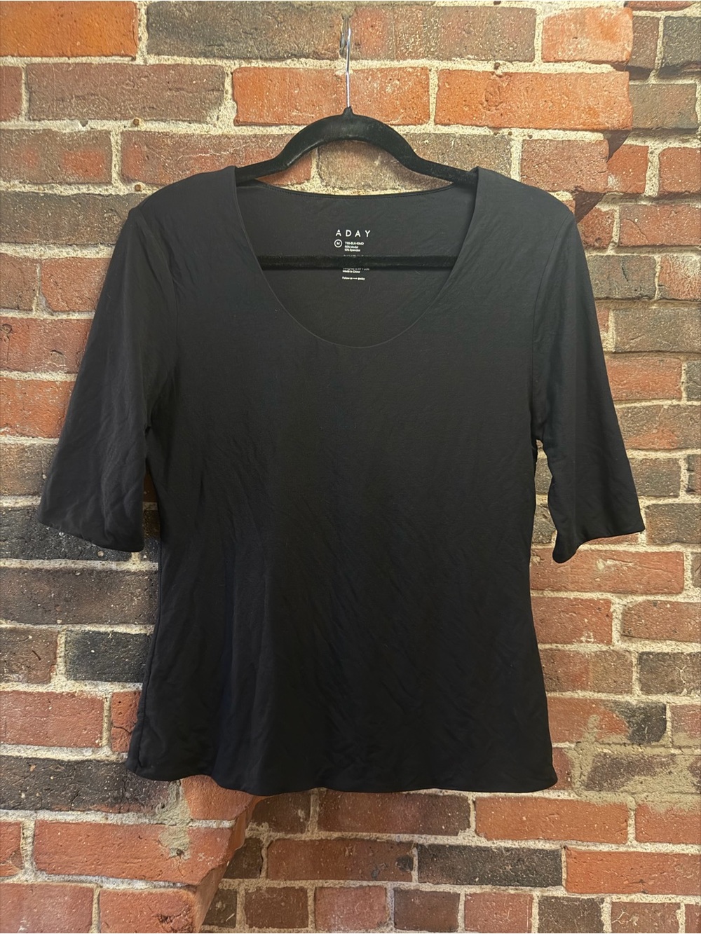 Black Scoop Neck Short Sleeve Top by ADAY